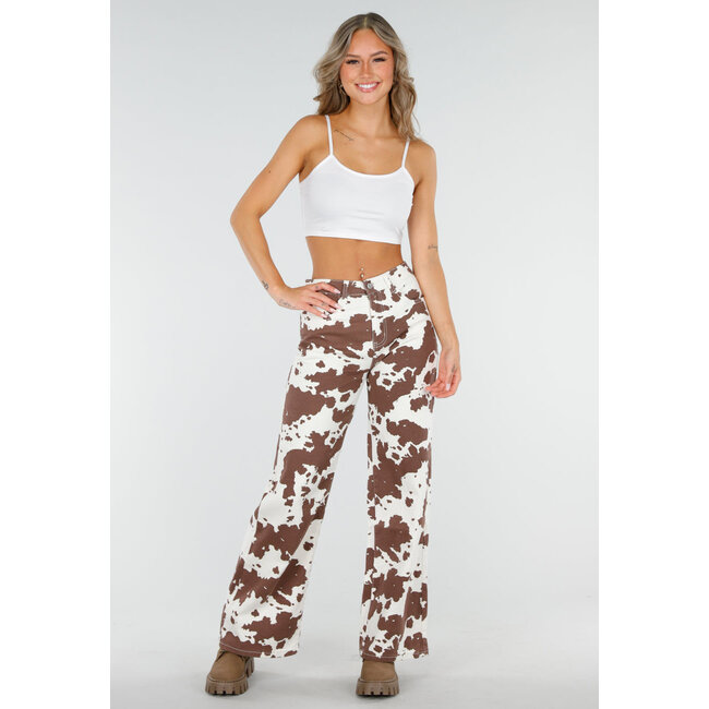 Weiß-braune Jeans mit hoher Taille und All-Over-Kuh-Print