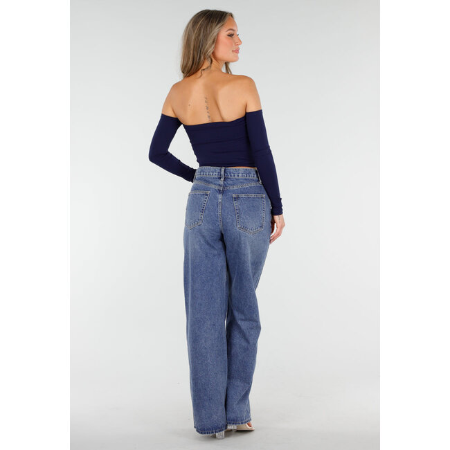 Dunkelblaues schulterfreies Crop-Top mit langen Ärmeln