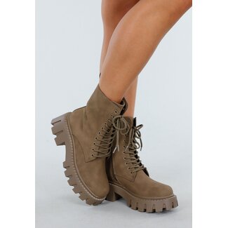 Braune Veteranenstiefel mit Reißverschluß