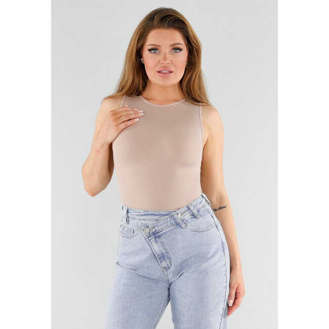 Nahtloses, formendes Top in Beige mit hohem Ausschnitt