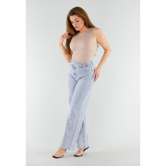 Nahtloses, formendes Top in Beige mit hohem Ausschnitt