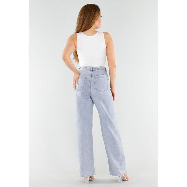 Nahtloses, formendes Top in Weiß mit hohem Ausschnitt