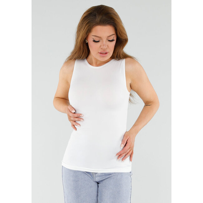 Nahtloses, formendes Top in Weiß mit hohem Ausschnitt