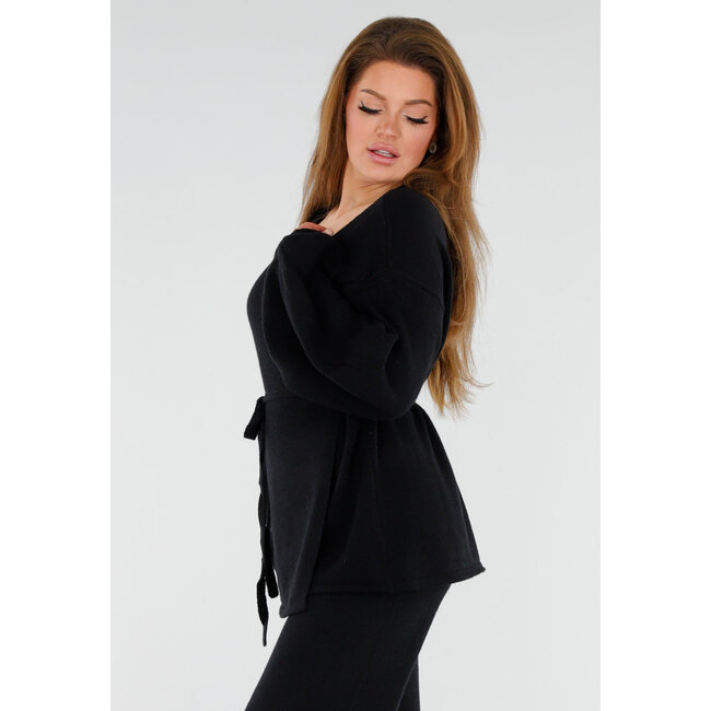 Schwarzes Strickset mit Reversoberteil und weiter Hose