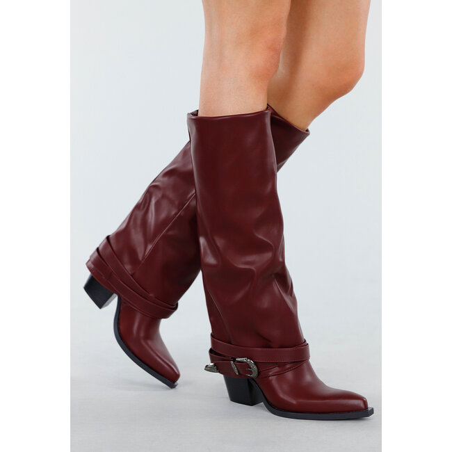 Bordeauxfarbene kniehohe Stiefel mit quadratischer Nase und Schnalle