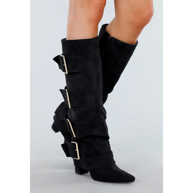 Schwarze Stiefel in Wildlederoptik mit breiten Schnallen