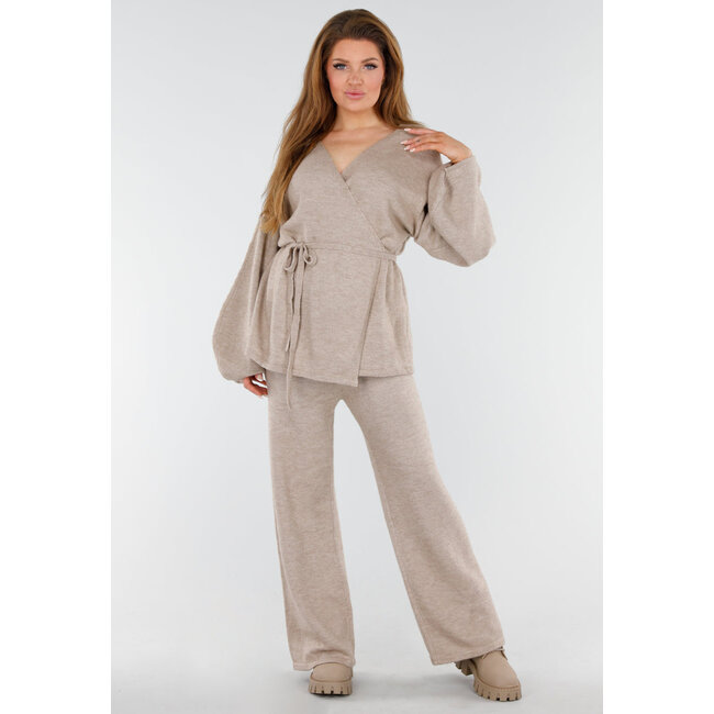 Beige Tierarztstiefel mit grober Sohle und Reißverschluss