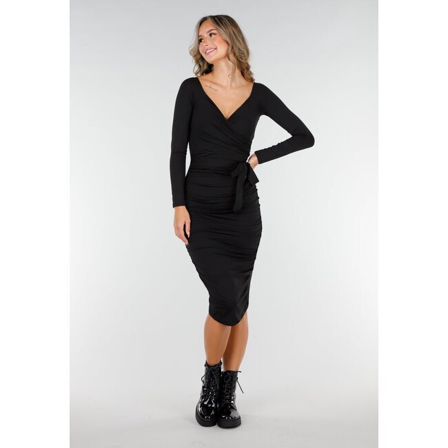 Schwarzes Kleid mit Overslag