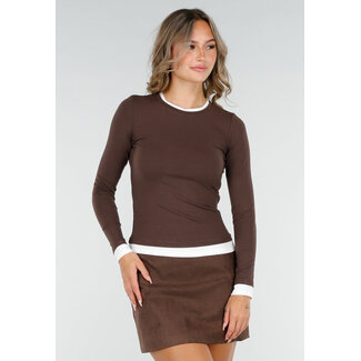 Braunes Langarmshirt