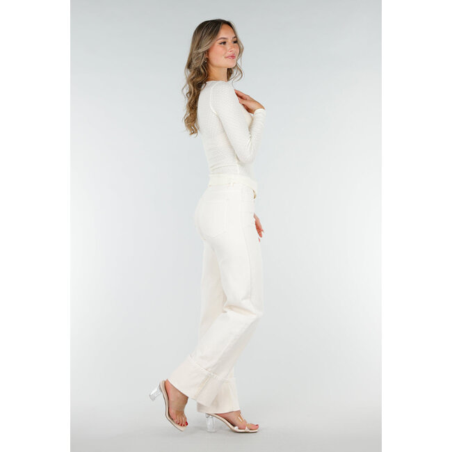 Ecru-Top mit quadratischem Ausschnitt und Stretch-Textur