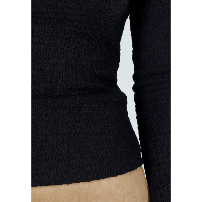 Schwarzes Oberteil mit quadratischem Ausschnitt und Stretch