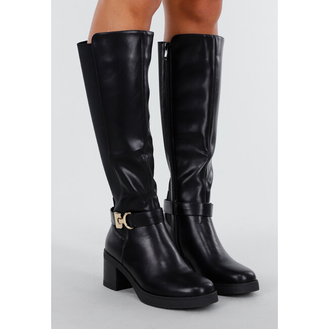 Schwarze kniehohe Stiefel mit Blockabsatz und goldfarbener Schnalle