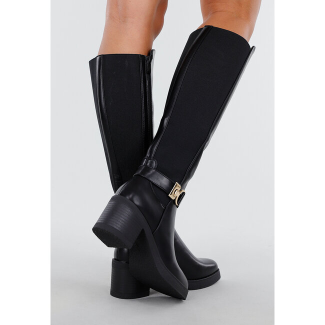 Schwarze kniehohe Stiefel mit Blockabsatz und goldfarbener Schnalle