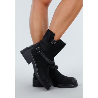 Schwarze Stiefeletten mit Schnalle