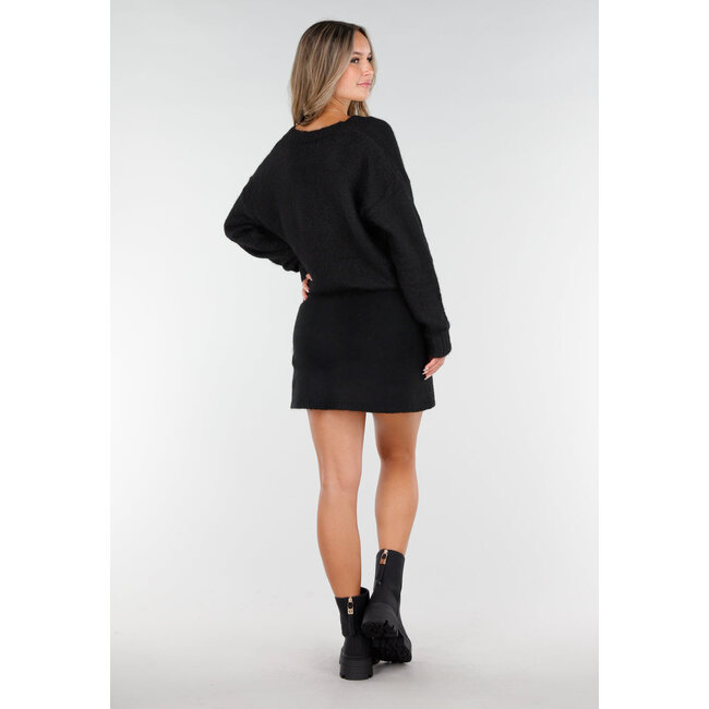 Schwarzer Strickpullover mit V-Ausschnitt und langen Ärmeln