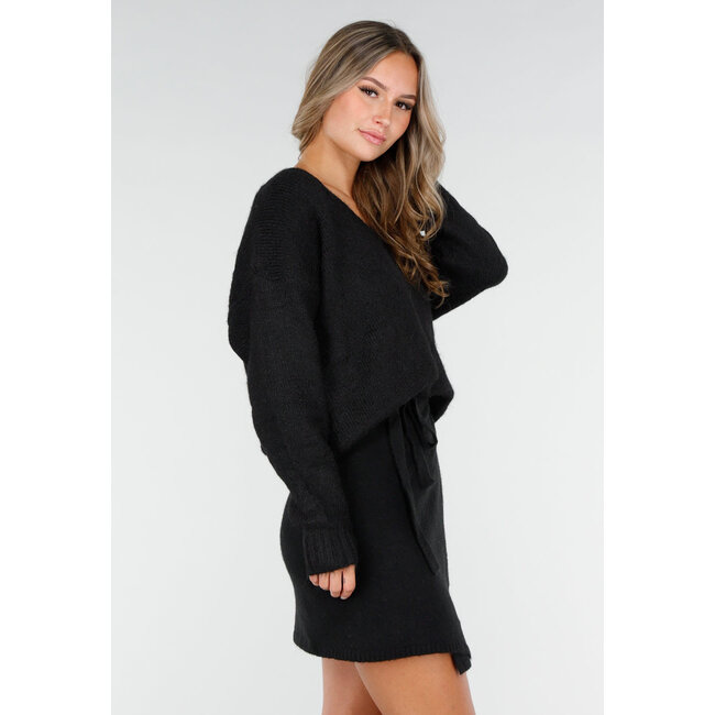 Schwarzer Strickpullover mit V-Ausschnitt und langen Ärmeln