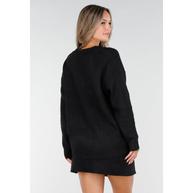 Schwarzer Strickpullover mit V-Ausschnitt und langen Ärmeln