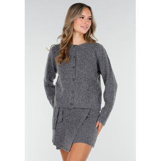 Graue Strickjacke