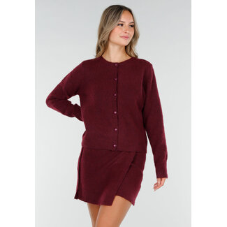 Rote Strickjacke