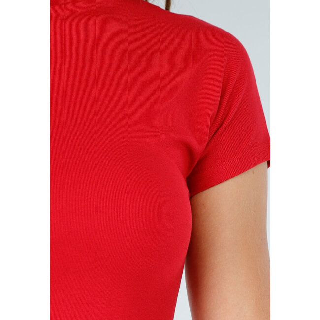 Rotes Stretch-Oberteil mit Rollkragen und kurzen Ärmeln
