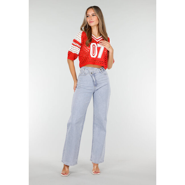 Rot-weißes, gehäkeltes Jersey-Crop-Top mit Nummernaufdruck