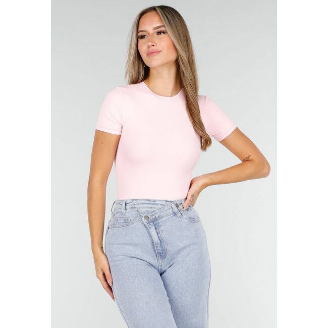 Rosa Bodysuit mit kurzen Ärmeln und String-Rückseite