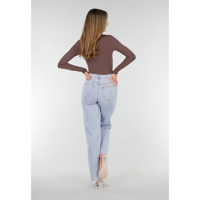 Brauner String-Bodysuit mit langen Ärmeln und Stretch