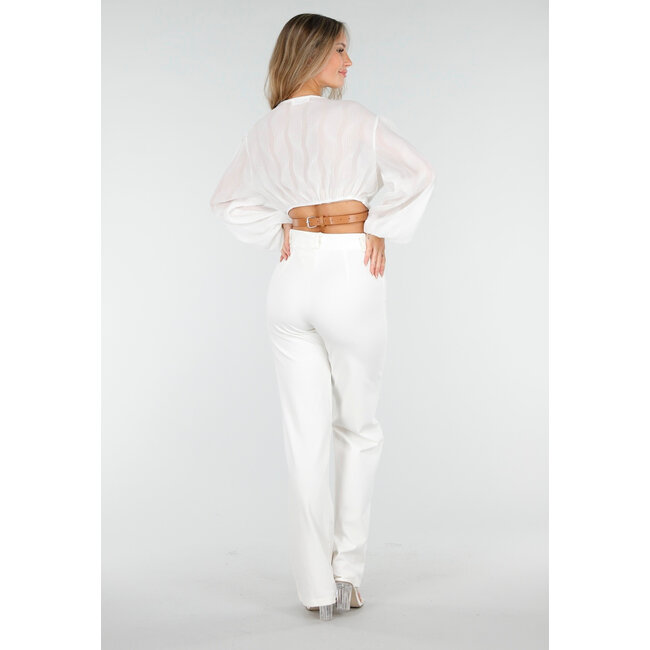 Weiße Crop-Bluse mit V-Ausschnitt und luftigen Ärmeln