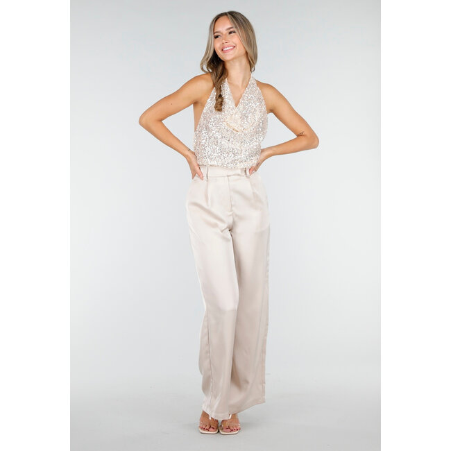 Champagnerfarbene Satinhose mit hoher Taille und weiten Beinen