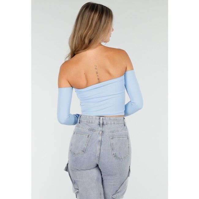 Blaues Off-Shoulder-Oberteil mit langen Ärmeln und Stretchstoff