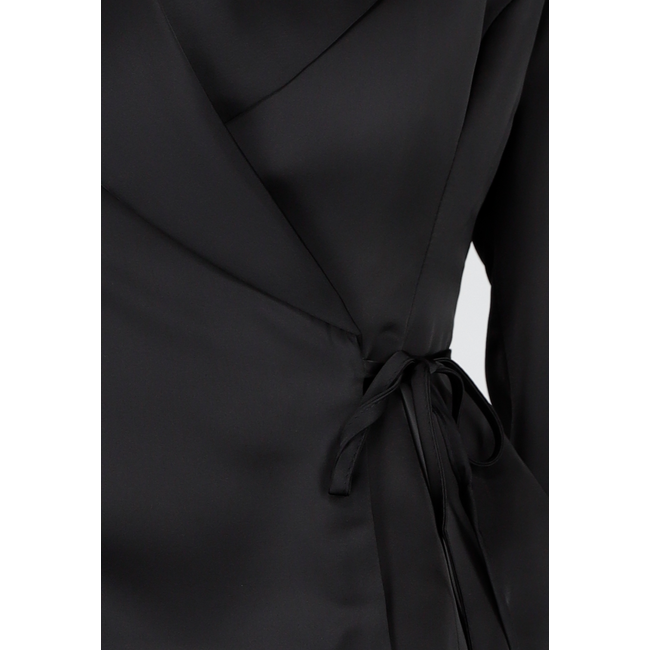 Schwarzer Wrap-Blazer in Satinoptik mit Schleifenverschluss