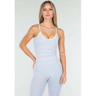 Sportliche Bluse in Blau mit weißen Rändern