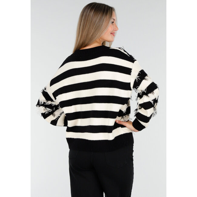 Gestreifter Pullover mit V-Ausschnitt und Fransen-Details