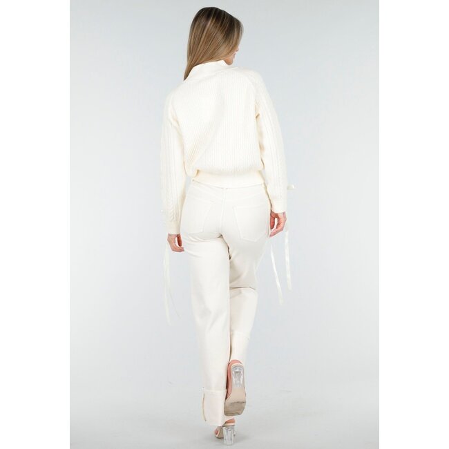 Cremefarbene Strickjacke mit Perlen- und Schleifendetails