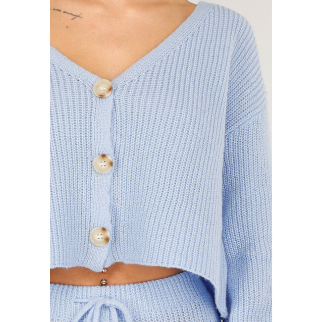 Zweiteiliger Strickanzug in Hellblau