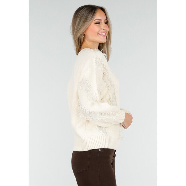 Cremefarbener Pullover mit V-Ausschnitt und Fransen-Details