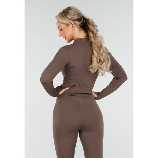 Braunes 2-teiliges Set mit engen Leggings und Weste mit Reißverschluss