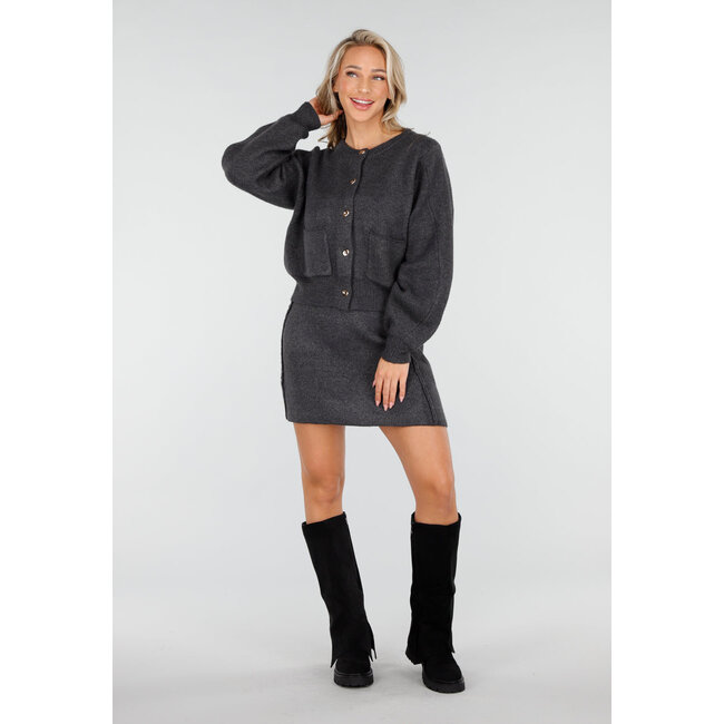 Dunkelgraues 2-teiliges Strick-Set mit Weste und Rock