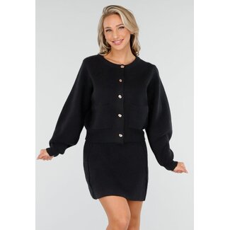 Strick-Twinset in Schwarz mit Rock