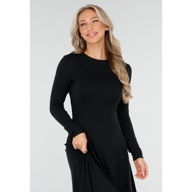 Maxikleid mit langen Ärmeln in Schwarz