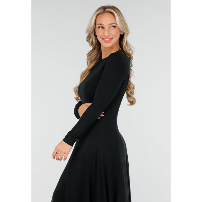 Maxikleid mit langen Ärmeln in Schwarz