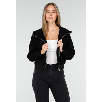 Schwarzes Sweatshirt mit Kapuze und Reißverschluss