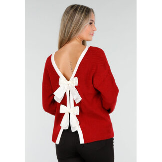 Bordeauxroter Strickpullover