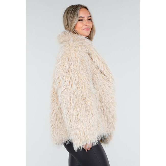 Beige Kunstfelljacke mit haariger Textur