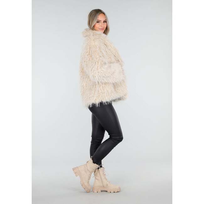 Beige Kunstfelljacke mit haariger Textur