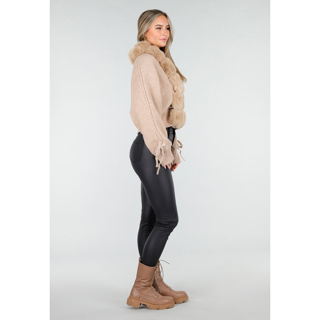 Camel Gestrickte Strickjacke mit Kunstfellkragen