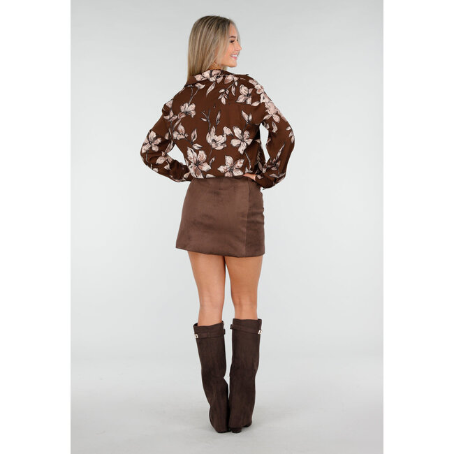 Braune Bluse mit Blumenmuster und langen Ärmeln