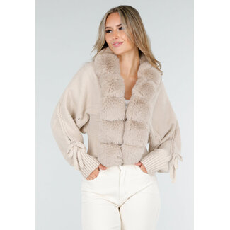 Beige Cardigan mit Kunstfellkragen