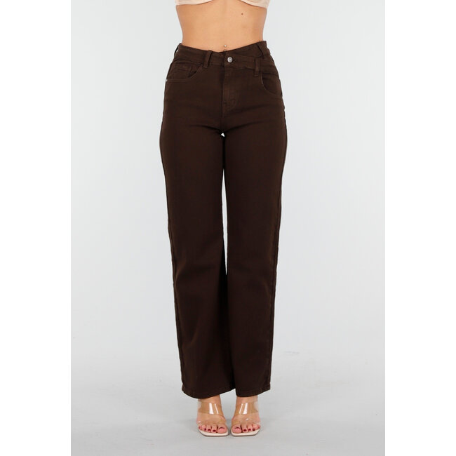 Braune Stretchjeans mit geradem Bein