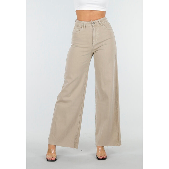 Beige Jeans mit weitem Bein